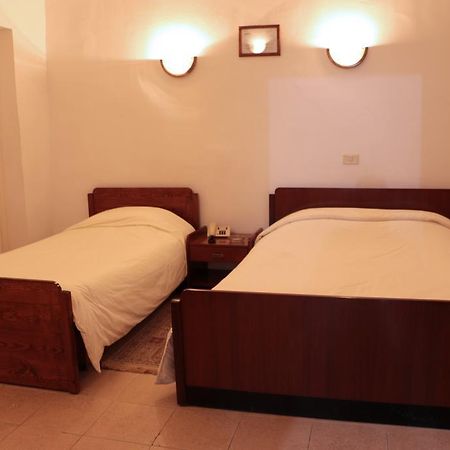 Hotel Saint Georges Tunis Buitenkant foto