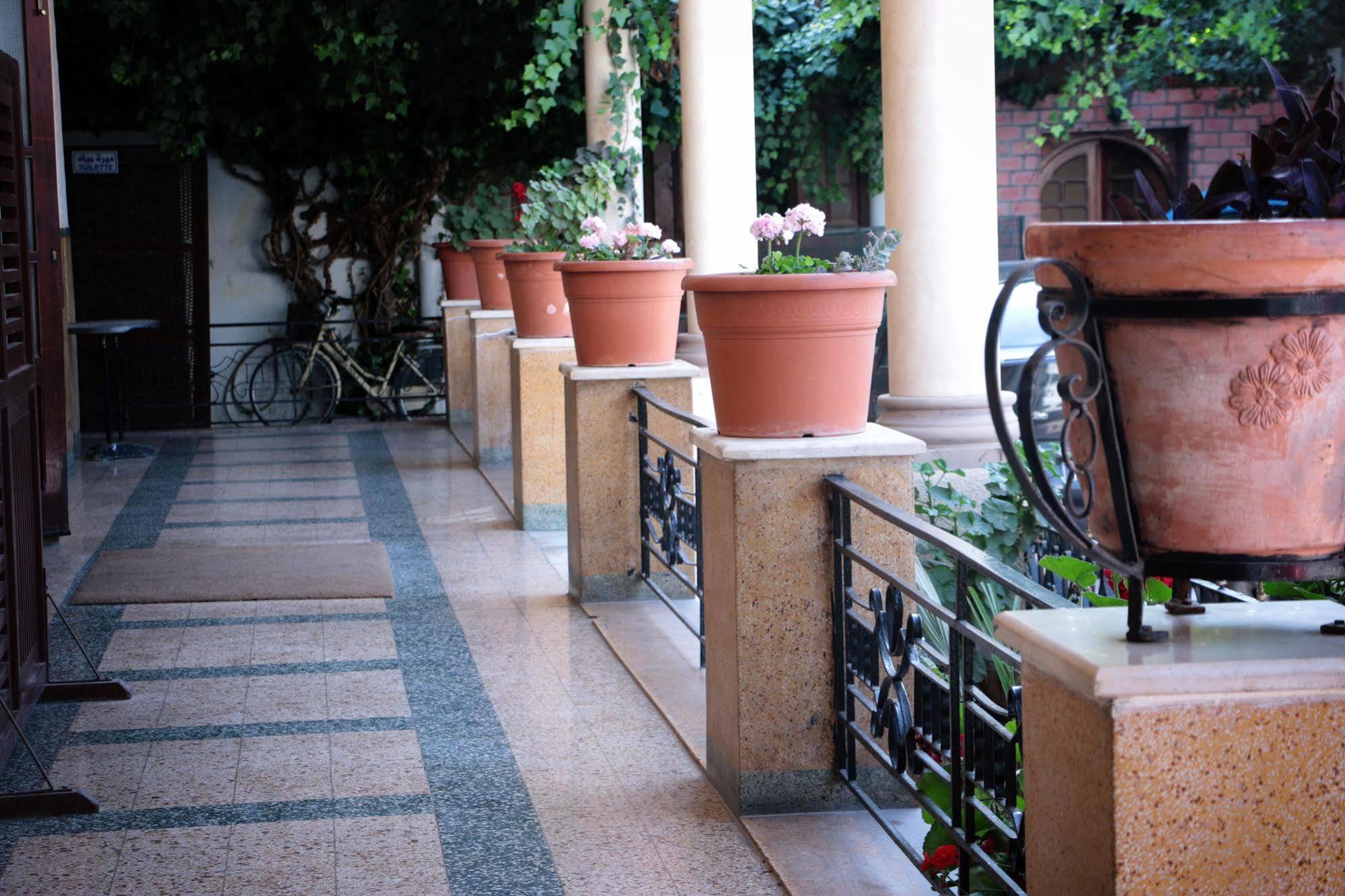 Hotel Saint Georges Tunis Buitenkant foto