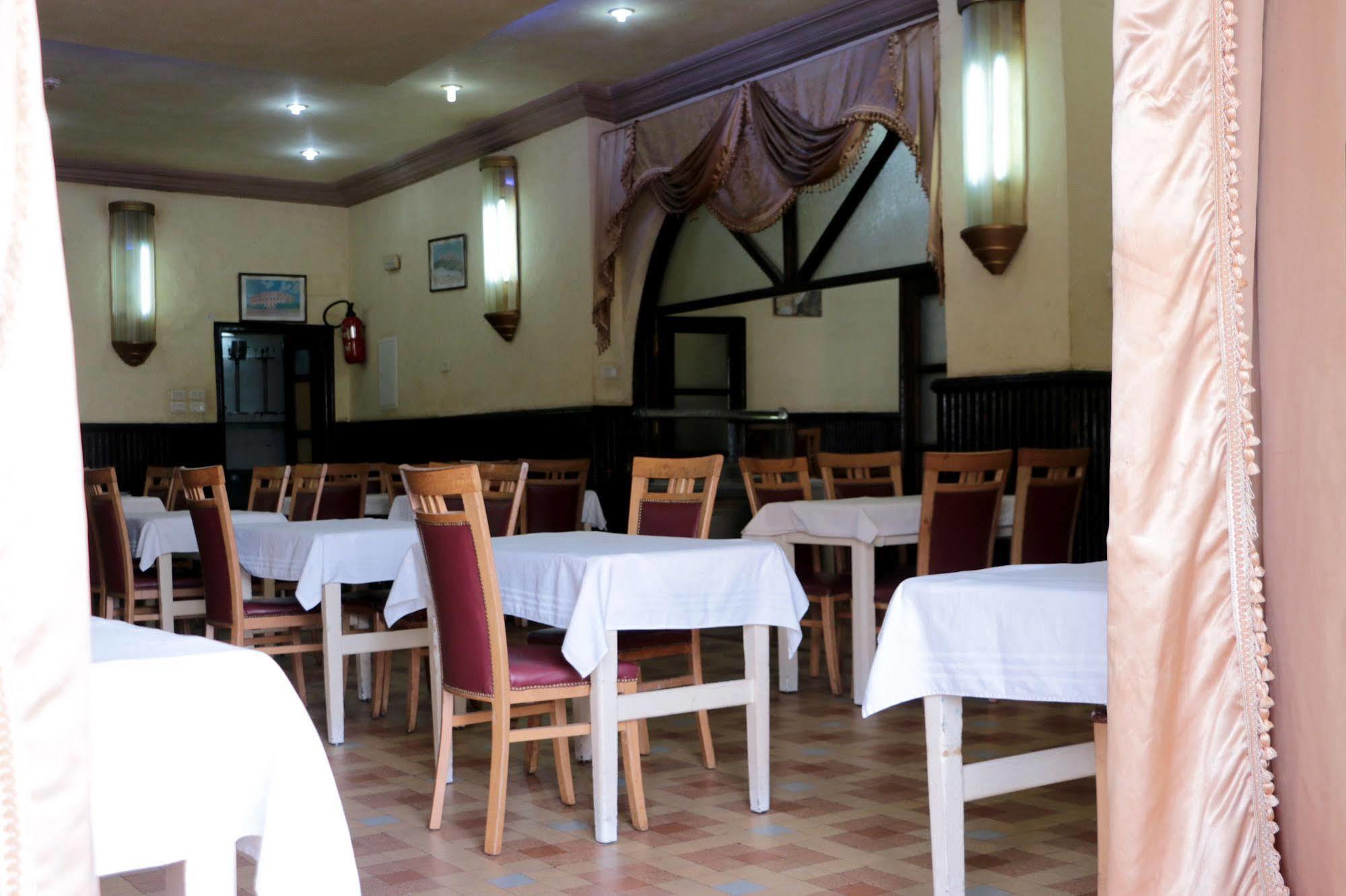 Hotel Saint Georges Tunis Buitenkant foto