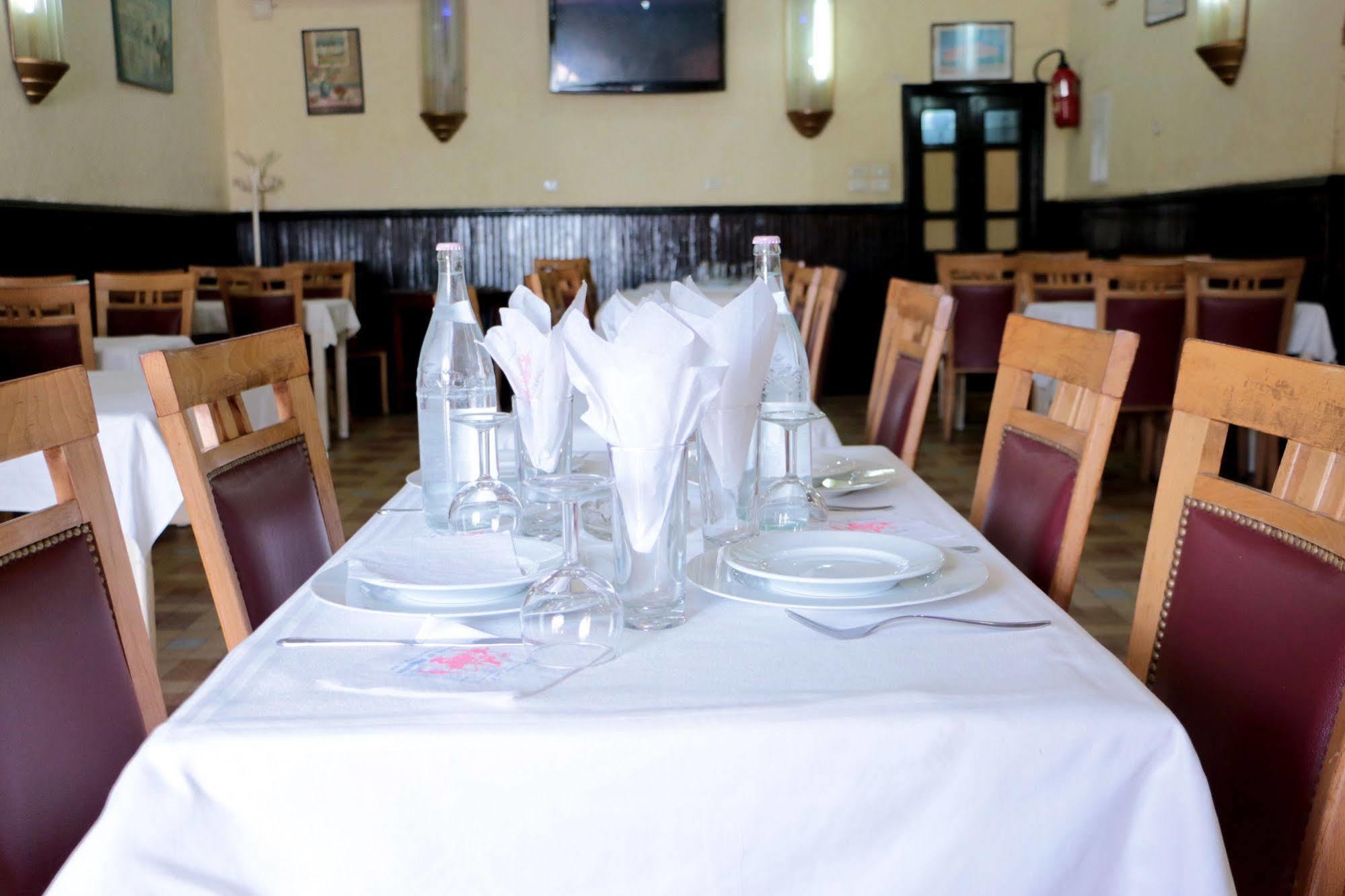 Hotel Saint Georges Tunis Buitenkant foto