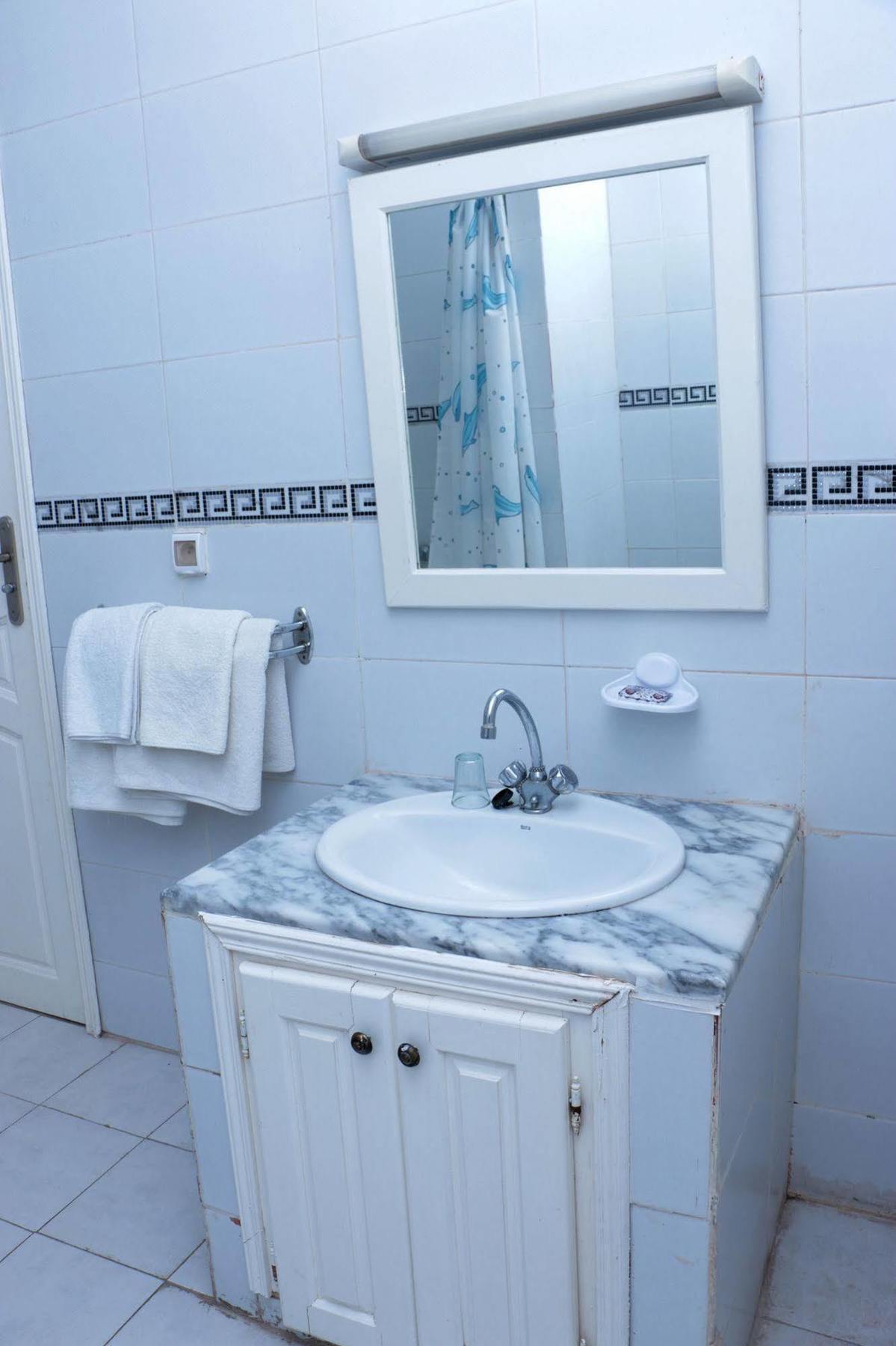 Hotel Saint Georges Tunis Buitenkant foto